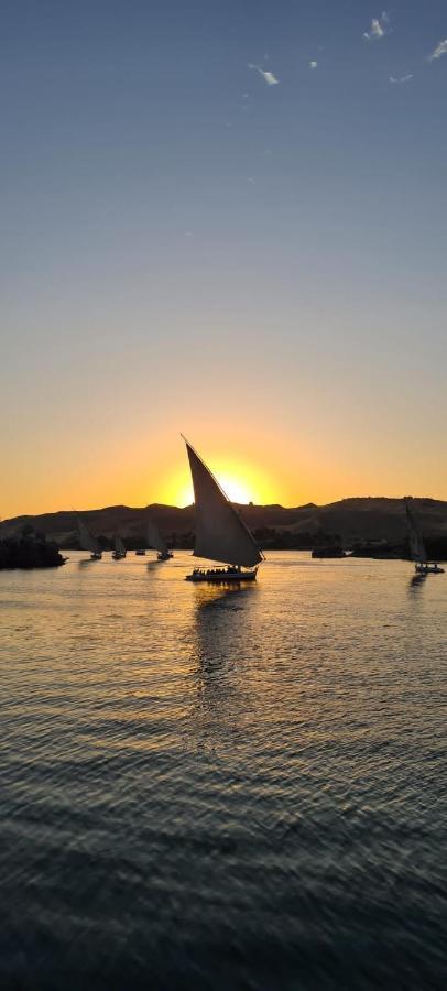 Hamo Guest House Aswan Bagian luar foto